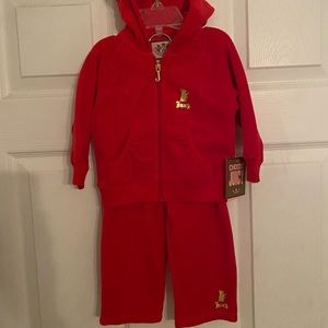 NWT Juicy Couture infant sweatsuit sz 6-12mth